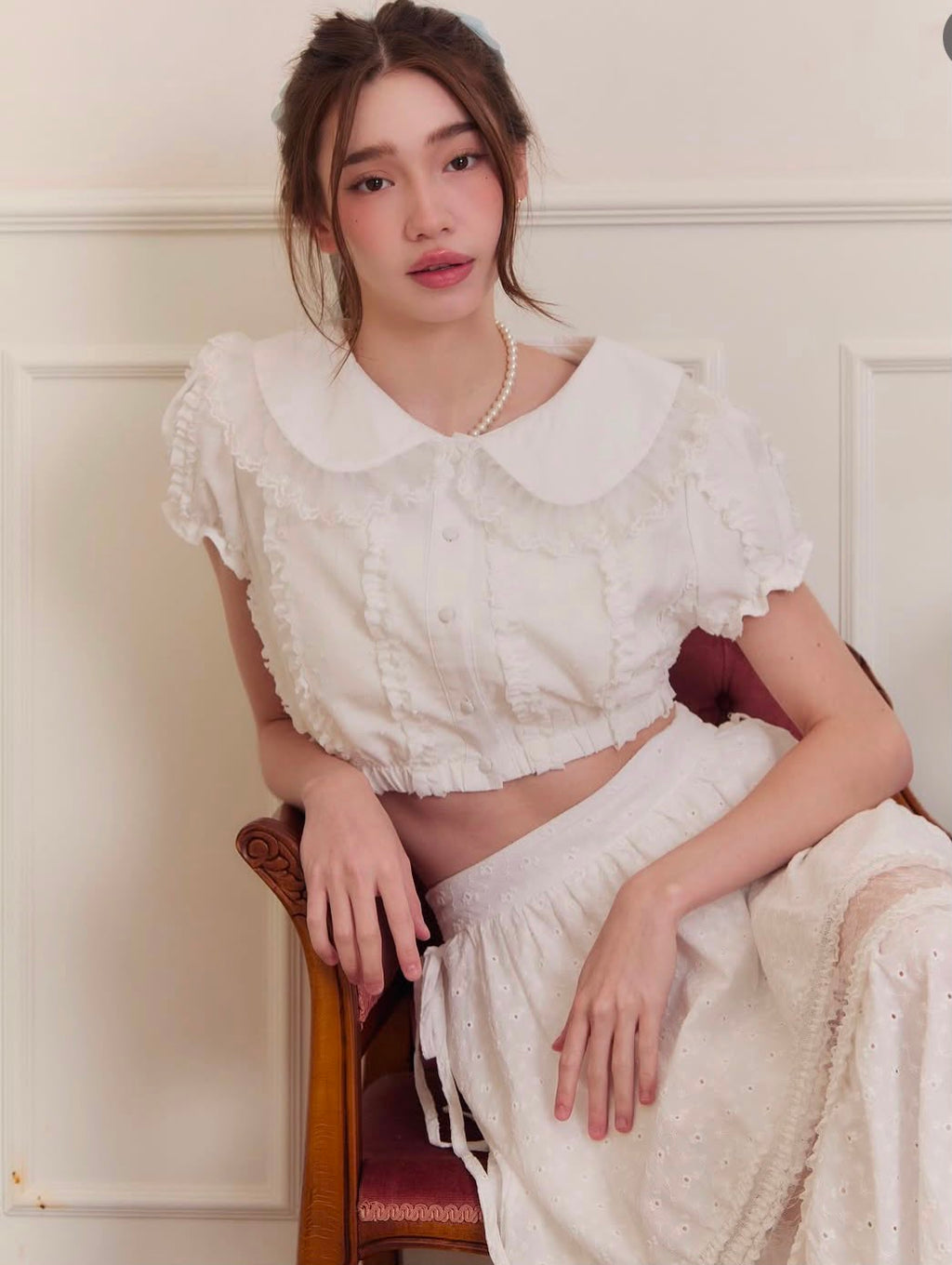 ♡預訂♡ 可愛波浪Lace短版娃娃袖上衣