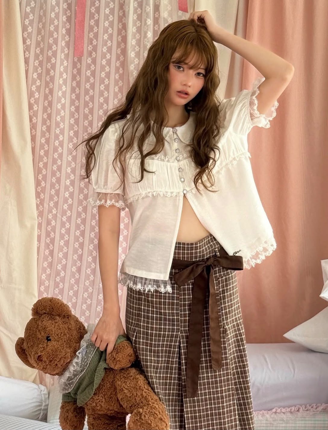 ♡預訂♡ 可愛感拉滿刺繡泡泡袖上衣